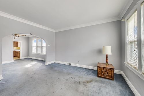 1647 32nd Pl, Chicago, IL 60608-6215