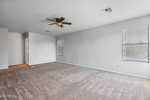 9402 Eaton Rd, Phoenix AZ  85037-4272 exterior