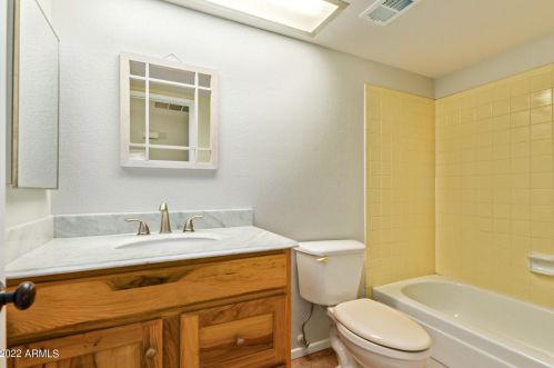 602 Behrend Dr, Phoenix AZ 85024-1871 exterior