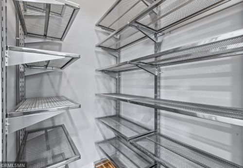 4813 Blaine Ave, South Saint Paul MN 55076-1312 exterior