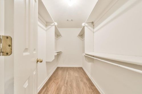 3032 Chesterfield Ct, Lithonia GA 30039-4683 exterior