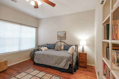 3218 Redwood Lake Dr, Humble TX 77345-1128 exterior