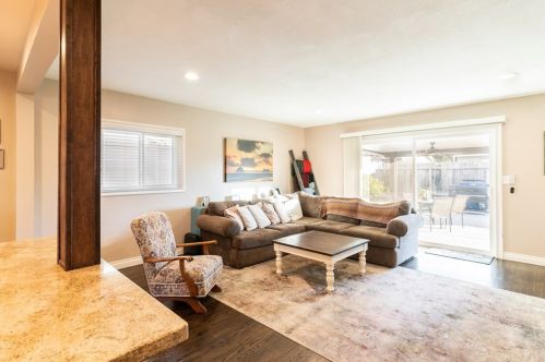 1352 Hill Ave, Fullerton CA 92833-4010 exterior