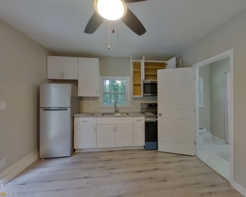 2480 County Line Rd, Atlanta GA  30331-6545 exterior