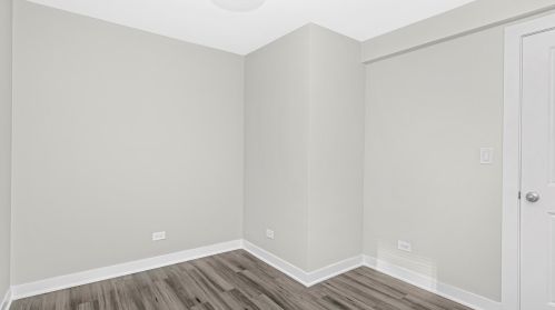 2253 Whipple St, Chicago IL 60655-2216 exterior