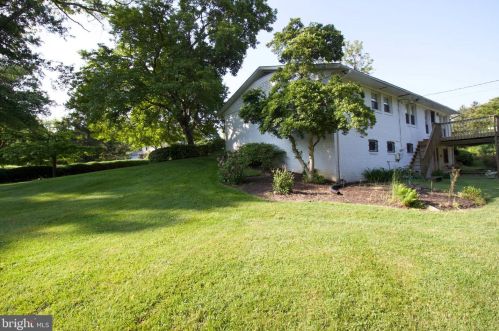 1010 Cliftonbrook Ln, Silver Spring MD 20905-3709 exterior