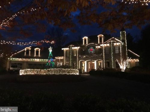 11300 Glen Rd, Rockville MD 20854-1849 exterior