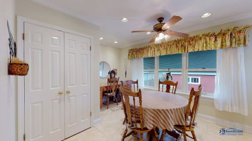 4620 Kedvale Ave, Chicago IL 60630-4318 exterior