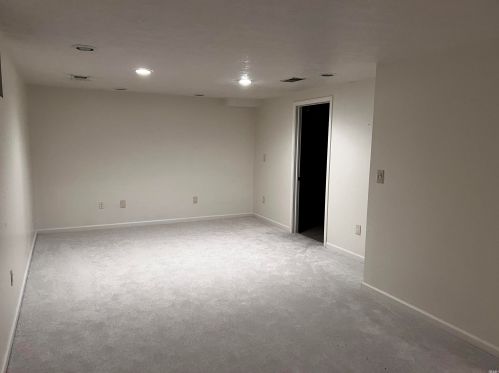 627 Rivers Edge Ct, Mishawaka IN 46544-4173 exterior