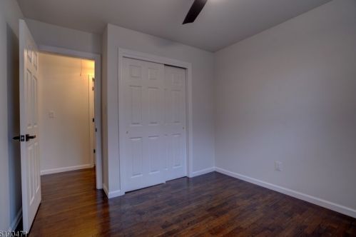 15 Normandy Cir, Hopatcong NJ  07843-1840 exterior