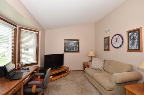 5451 Somerset Ln, Milwaukee WI 53221-3246 exterior