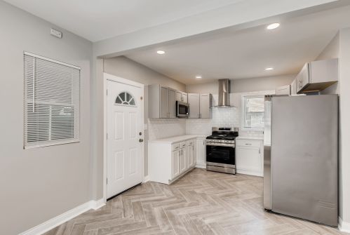 6952 Justine St, Chicago IL  60636-3921 exterior