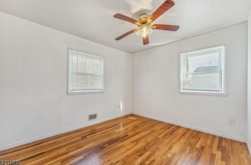 933 Grand Ave, Hackettstown NJ  07840-1015 exterior