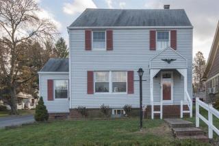 1652 Columbia Ave, Lancaster PA  17603-4553 exterior