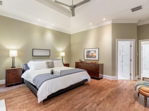 35 Kenmare Hall, Atlanta GA 30324-2566 exterior