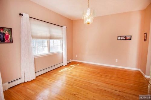 218 Manhattan Ter, Dumont NJ  07628-2234 exterior