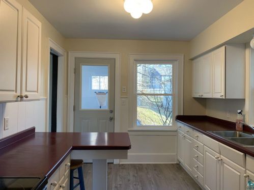 2873 Wicklow St, Duluth MN 55806-1431 exterior