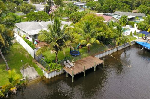 2520 10 St, Boynton Beach FL 33426-7401 exterior