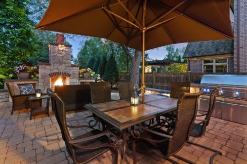 853 Linden Ave, Elmhurst IL 60126-5312 exterior