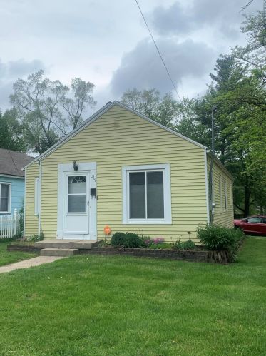 949 Hazen St, Grand Rapids MI 49507-3329 exterior