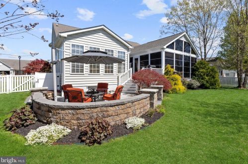 32950 Sandstone Dr, Lewes, DE 19958-4656