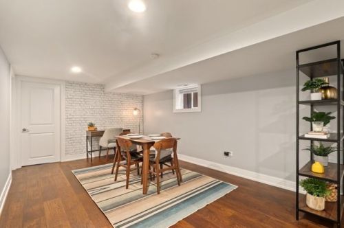 3321 Aberdeen St, Chicago IL 60643-2241 exterior