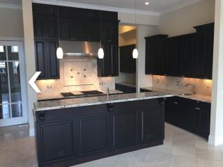 430 Huron St, Chicago IL  60654-8475 exterior