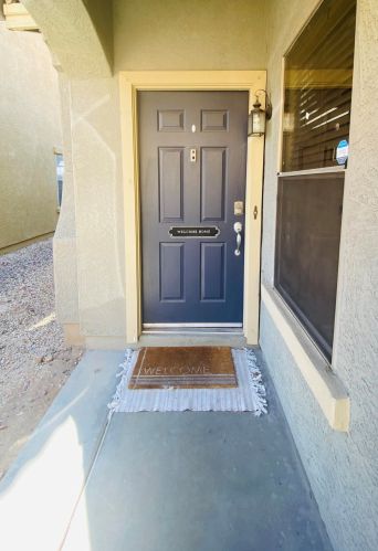 9411 Eaton Rd, Phoenix, AZ 85037-4276