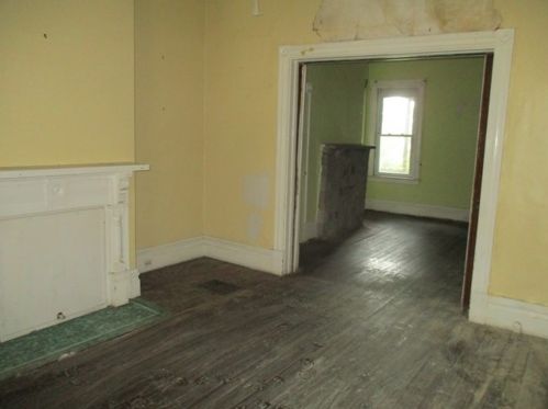 3711 Atkins St, Pittsburgh PA 15212-1901 exterior