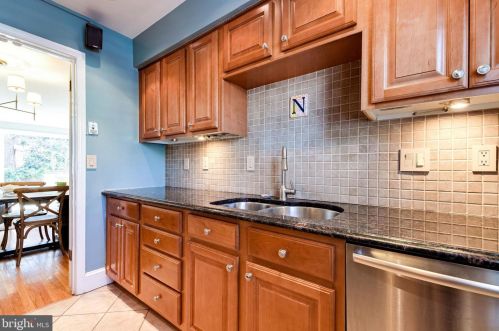 810 Fairfax St, Alexandria VA 22314-4314 exterior