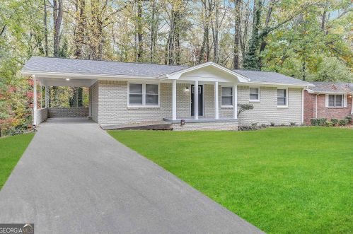 3361 Glenview Cir, Atlanta GA  30331-2407 exterior