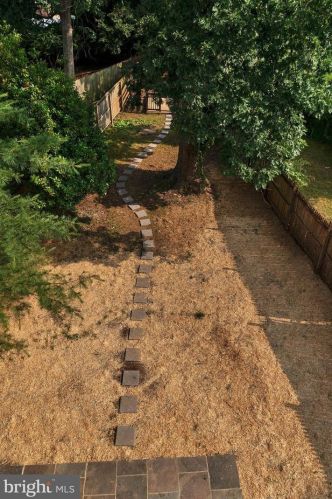 102 Ritchie Ave, Silver Spring MD  20910-5112 exterior