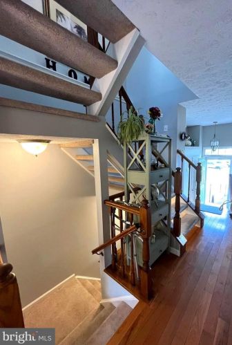 8124 Brightridge Ct, Ellicott MD 21043-6988 exterior