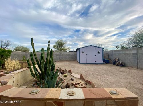 3017 Shumaker Dr, Tucson AZ  85741-3636 exterior