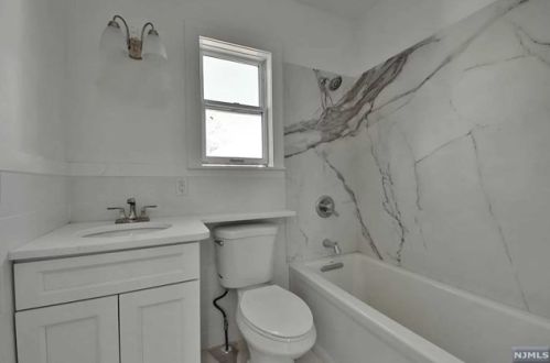 3 Prospect Ter, East Rutherford NJ  07073-1407 exterior