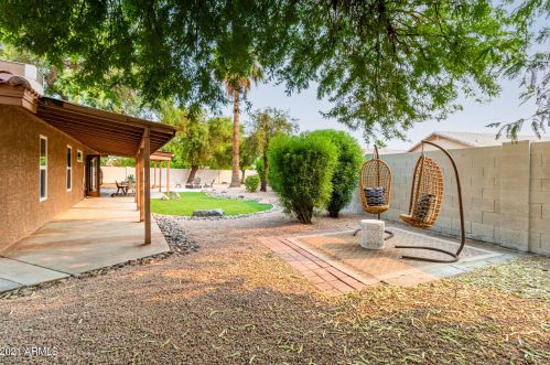 500 Aspen Dr, Chandler AZ  85226-2718 exterior