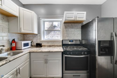 7009 Indiana Ave, Chicago IL 60628-1411 exterior