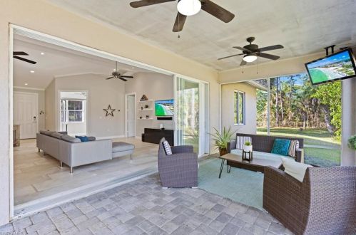 271 12 Ave, Naples FL 34120-3368 exterior