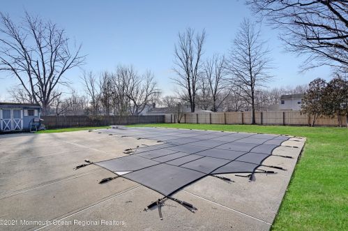 138 Lancaster Rd, East Freehold NJ 07728-3177 exterior