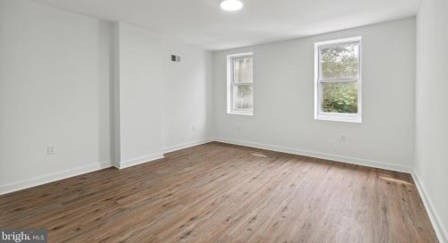 1629 2nd St, Philadelphia PA 19133-0033 exterior