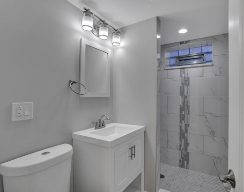 9852 Frst Ave, Chicago IL 60628-1439 exterior