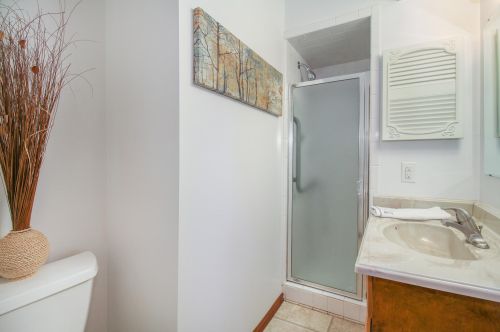 4031 Chamberlain Ave, Grand Rapids MI 49508-2616 exterior