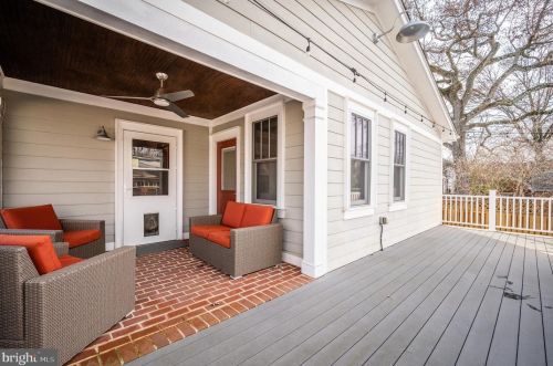 104 Monroe Ave, Alexandria VA 22301-1922 exterior