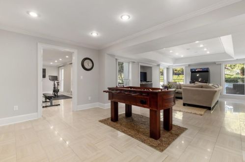 5625 Cross Gate Dr, Atlanta GA 30327-4815 exterior