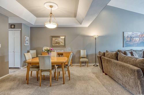 79 Windwatch Dr, Hauppauge NY 11788-3348 exterior