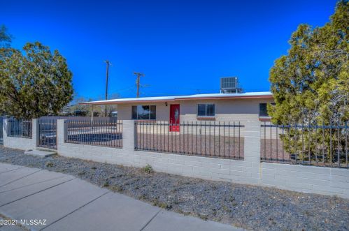 2115 Avenida El Capitan, Tucson, AZ 85705-5742
