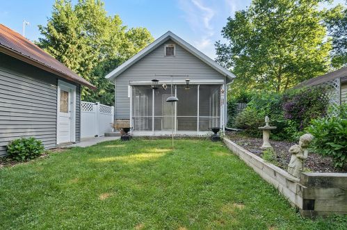 2215 Amherst Ave, Kalamazoo MI 49008-3970 exterior