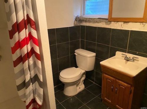 902 Pardella Ave, Saint Louis MO 63125-1756 exterior