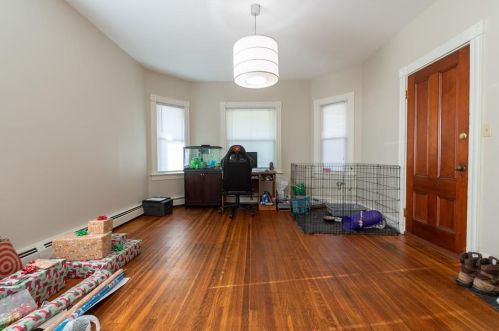 202 Ontario St, Providence RI 02907-1713 exterior