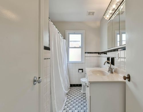 3217 79, Milwaukee WI 53219-1717 exterior